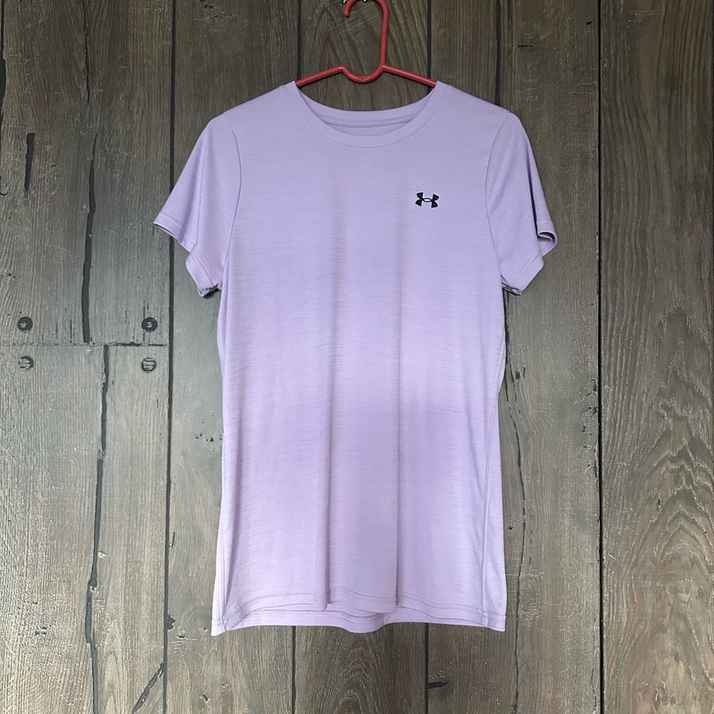 Under Armour Set Of 2. BLACK AND PURPLE.